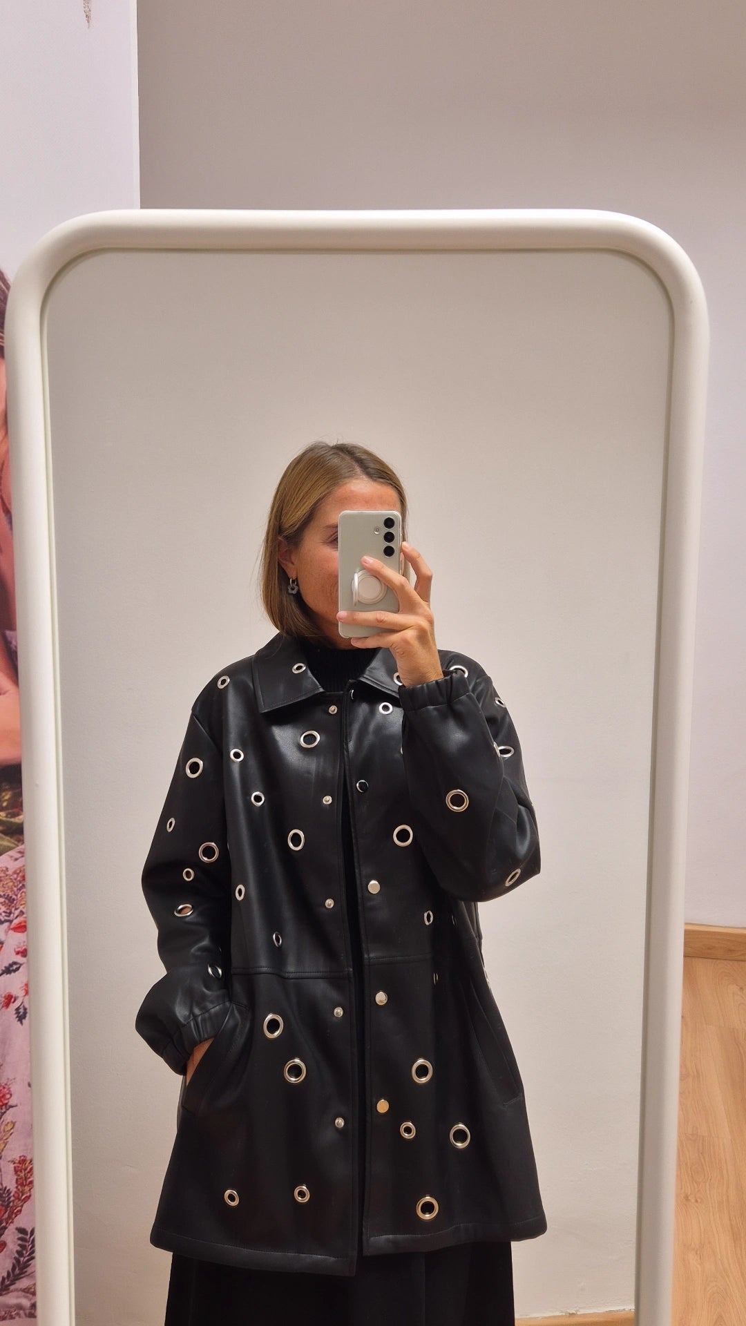Chaqueta polipiel circulitos