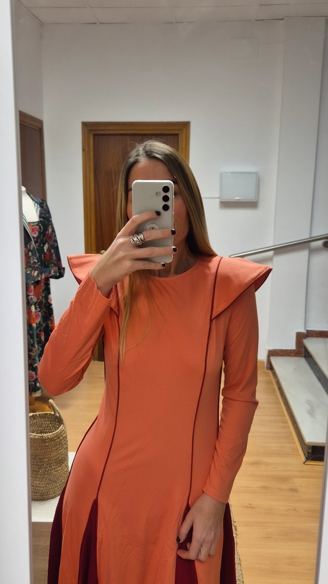 Vestido Mafalda coral y granate