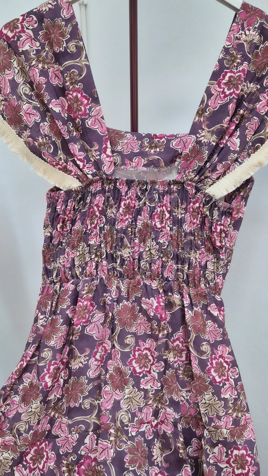 Vestido volantes y flecos B