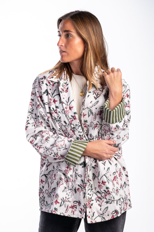 Chaqueta Aryam blanco flores