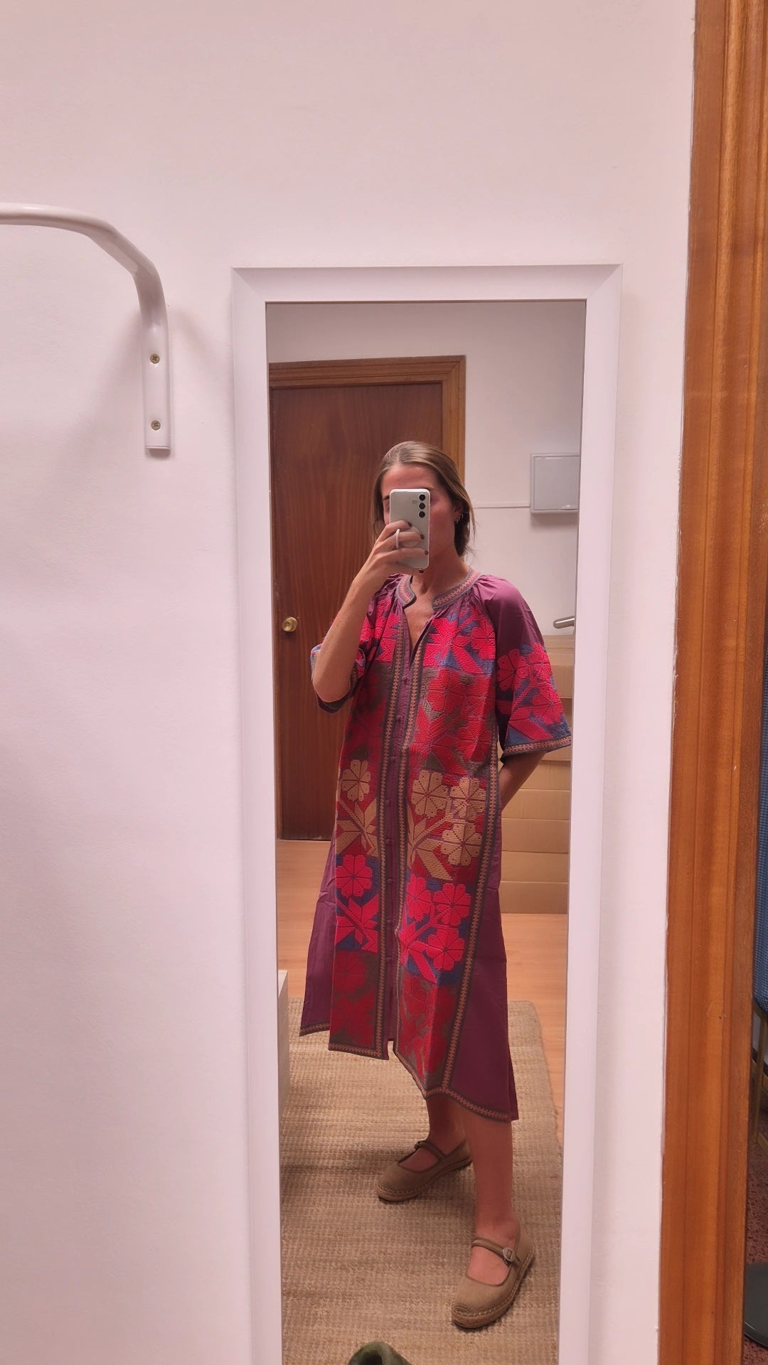 Vestido bodado pata de gallo