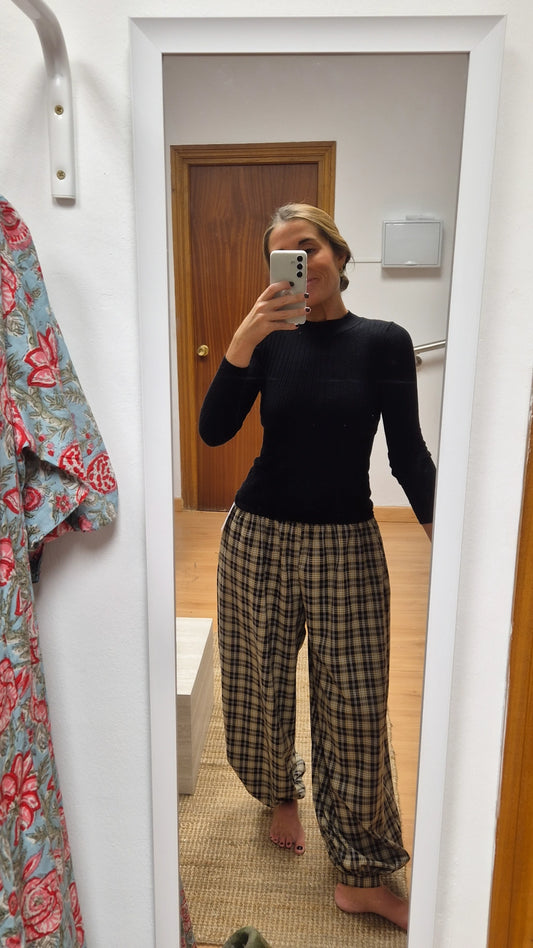 Pantalón bombacho escocés marrón