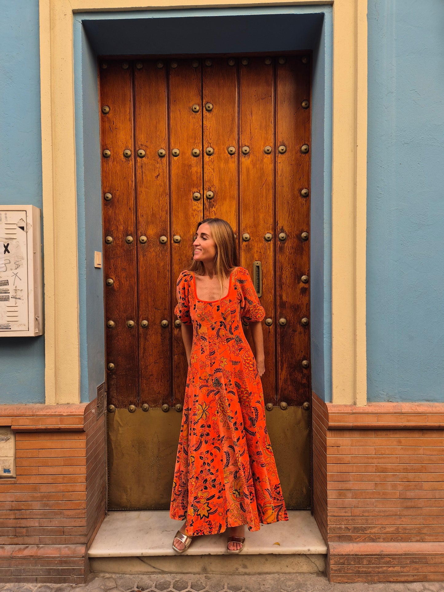 Vestido Moniquita con mangas Antique