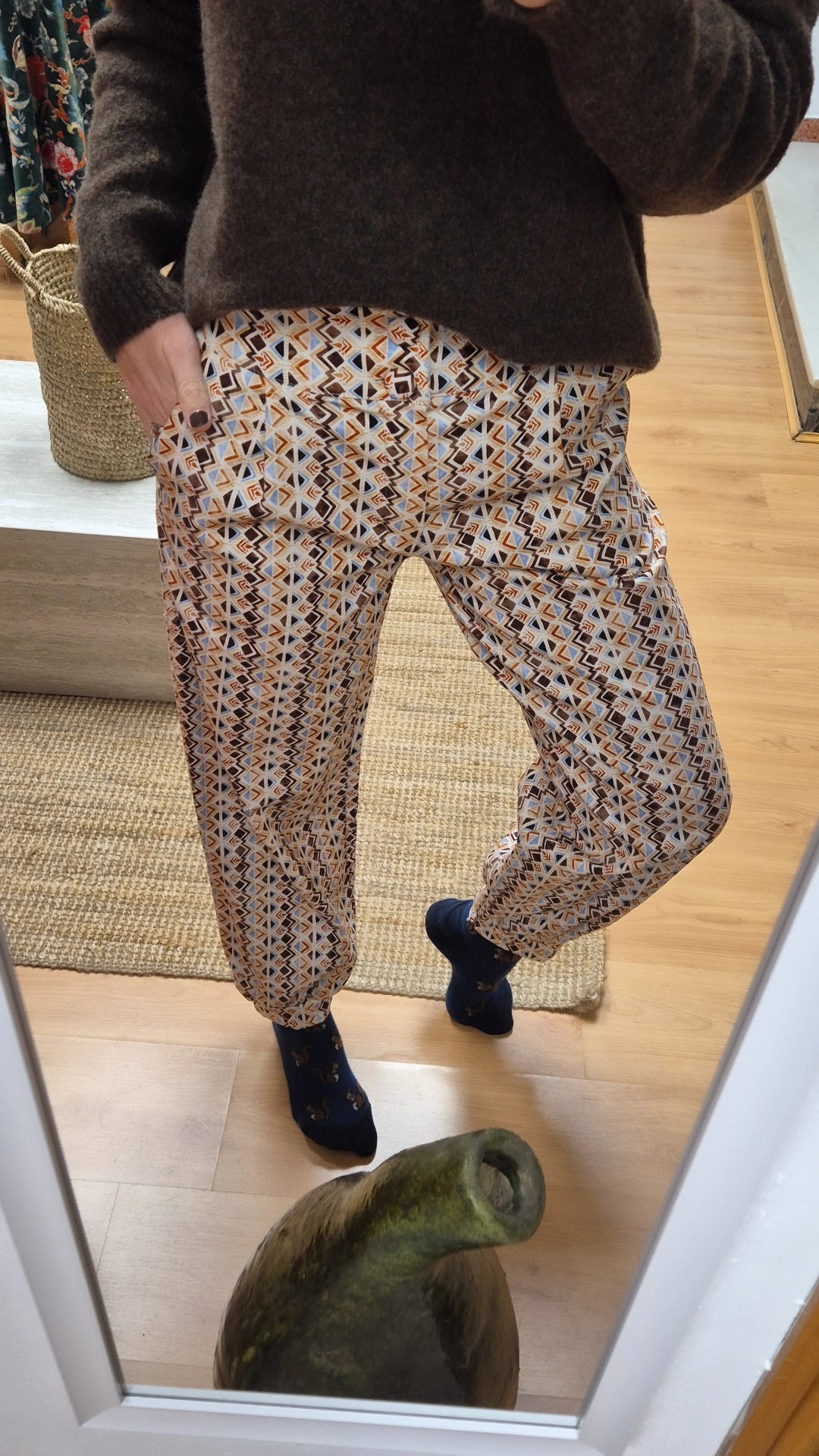 Pantalón bombacho tierra