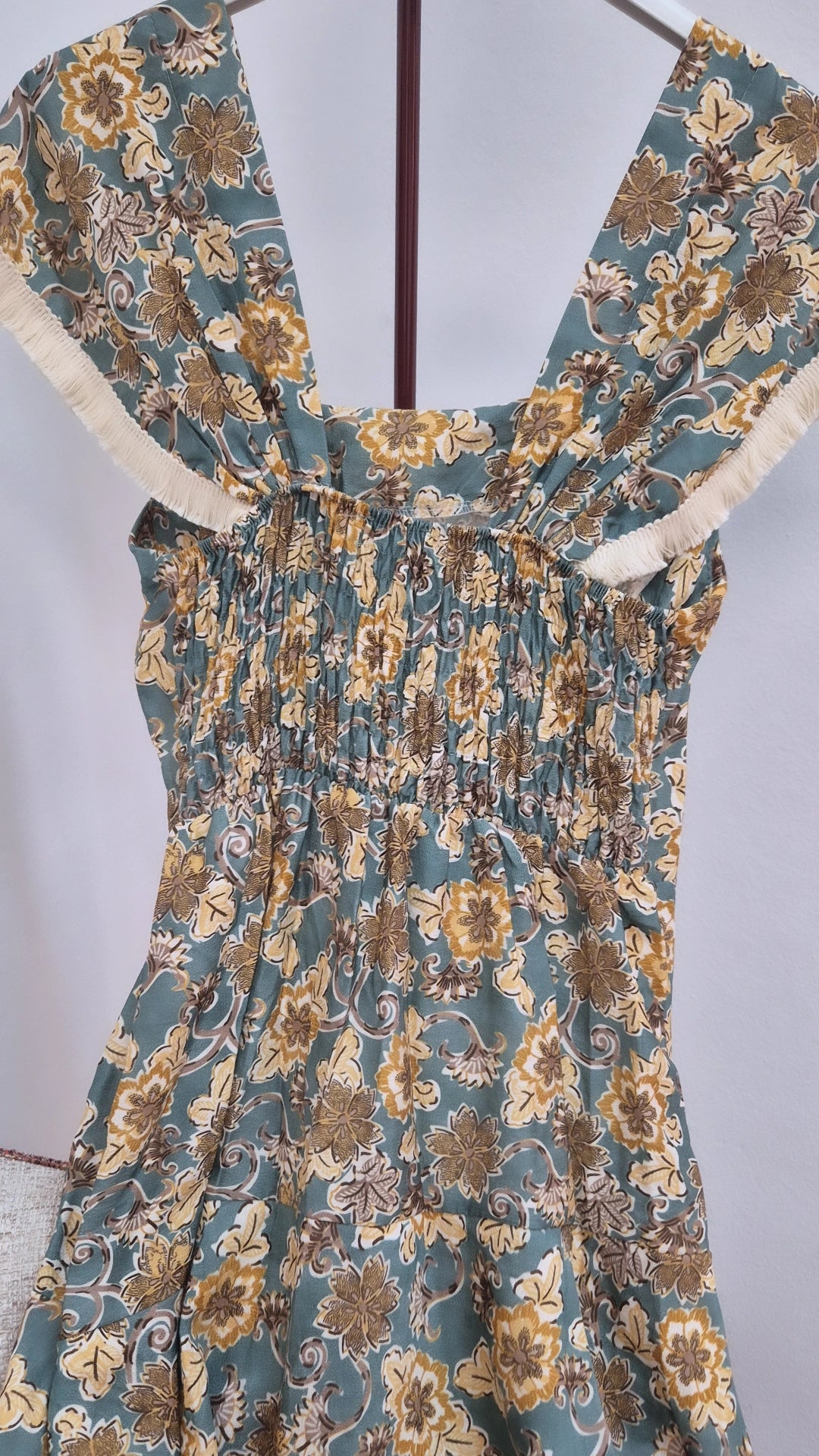 Vestido volantes y flecos C