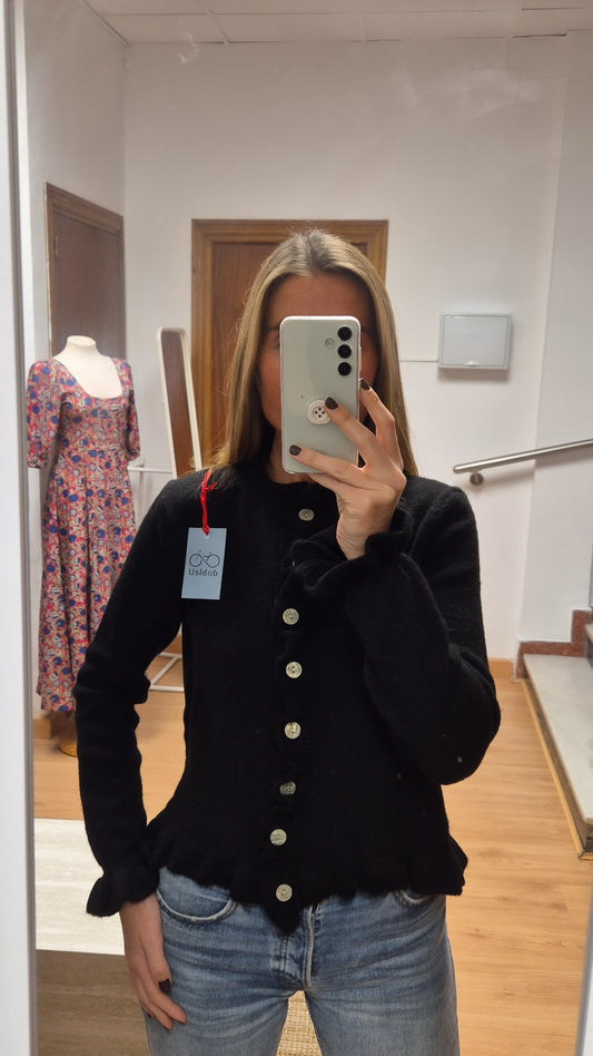 Cardigan botón negro