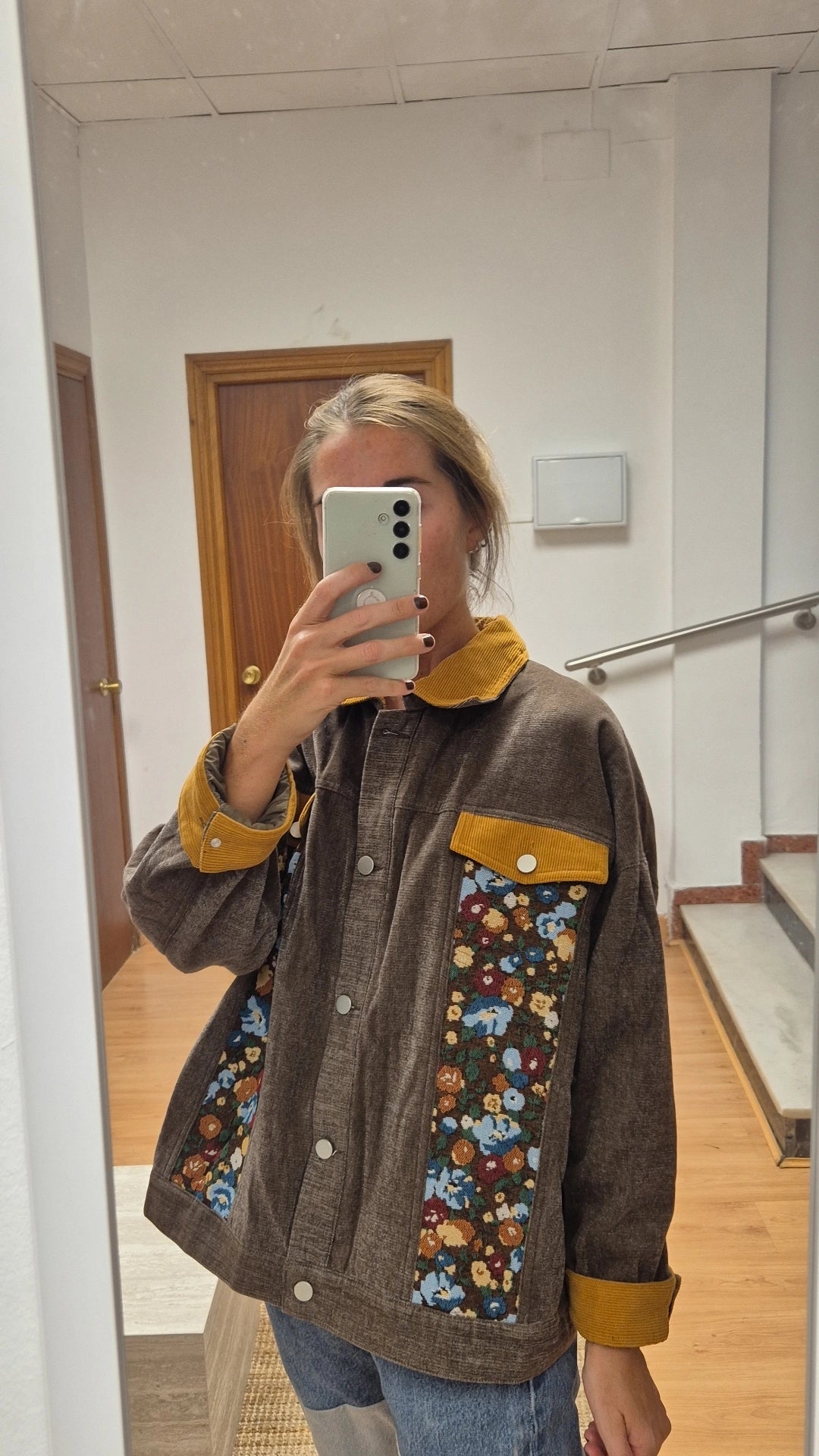 Chaqueta Pia marrón