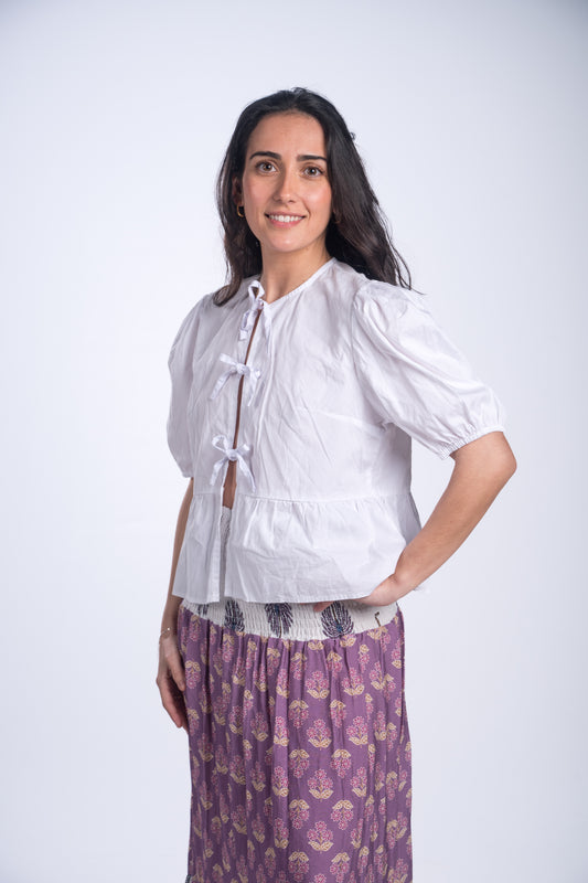 Blusa blanca lazos