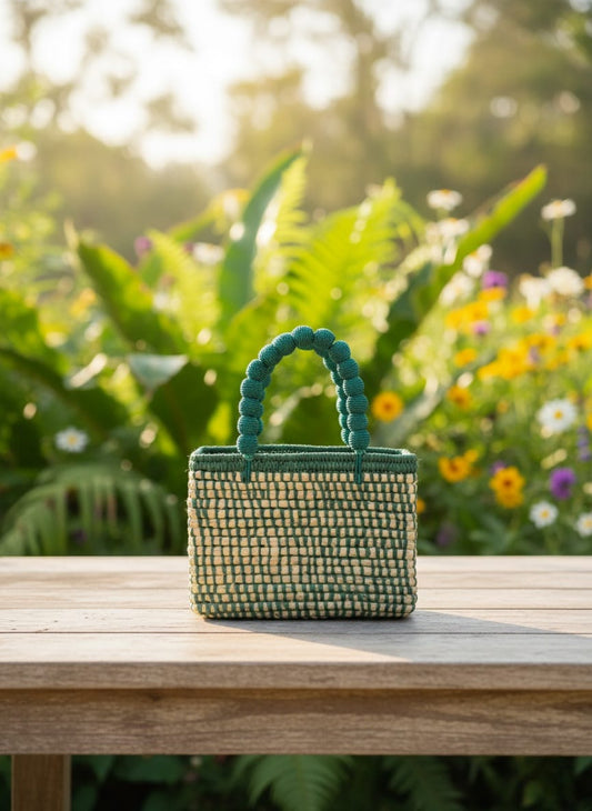 Bolso artesanal de rafia y algodón nácar