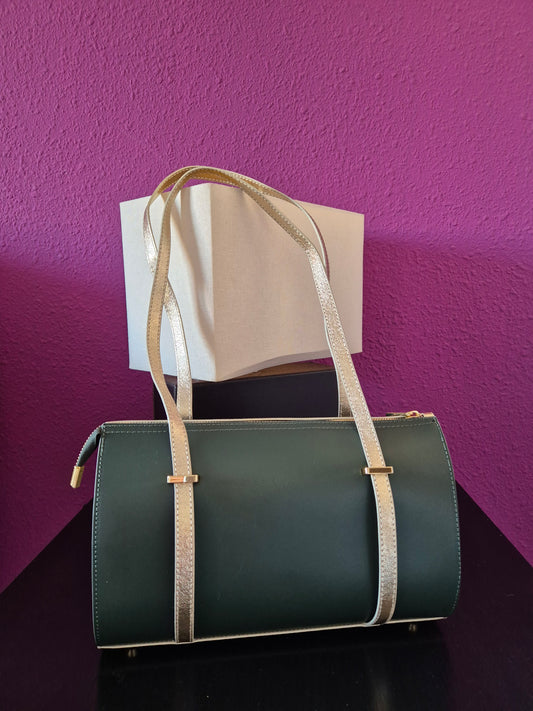 Bolso cilíndrico piel verde