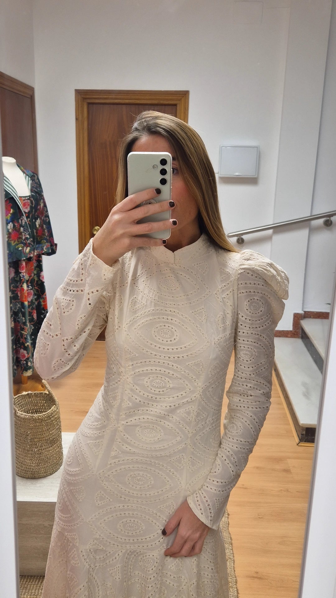 Vestido perforado azul marino