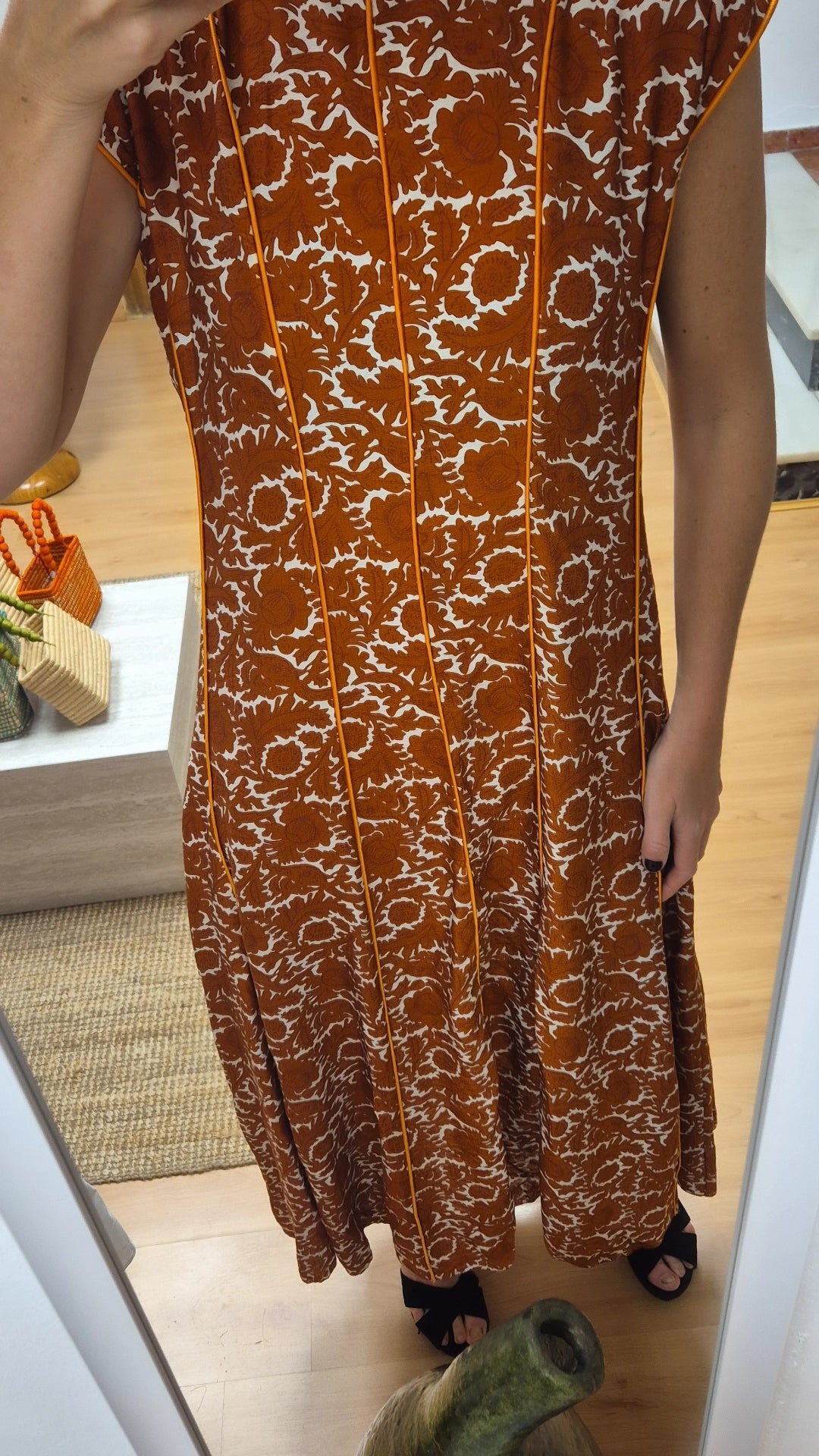 Vestido Carmina teja