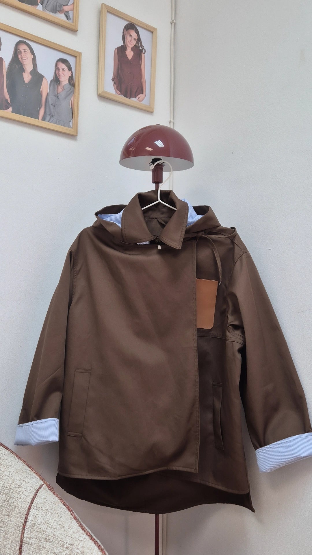 Gabardina mil detalles